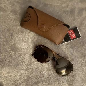 Ray-Ban Sunnies - fits better on a larger head